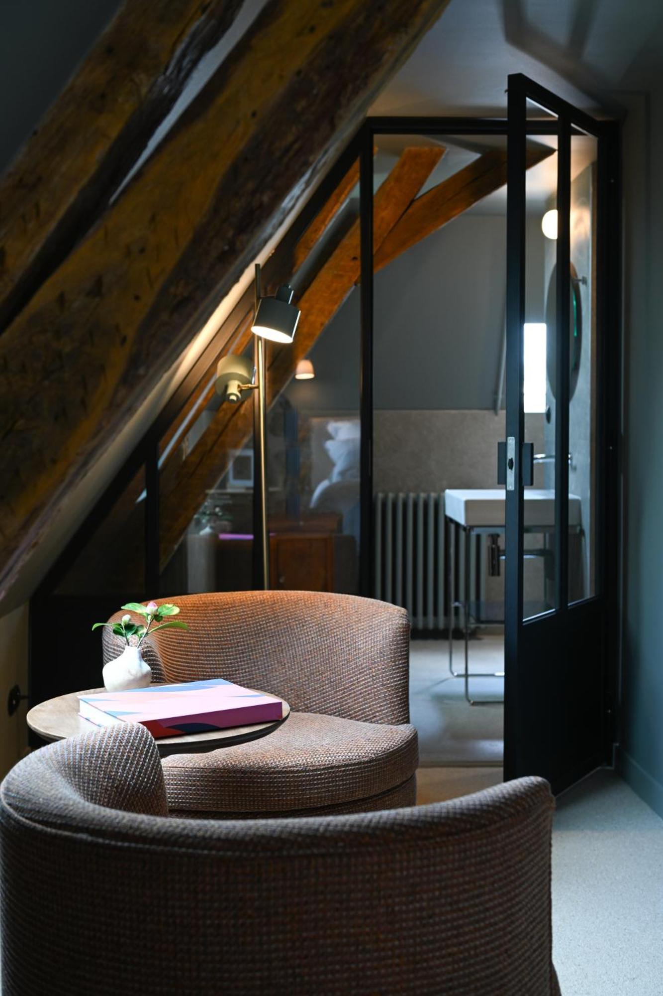 Hotel Les Pres Saint-Hilaire-le-Chatel 외부 사진