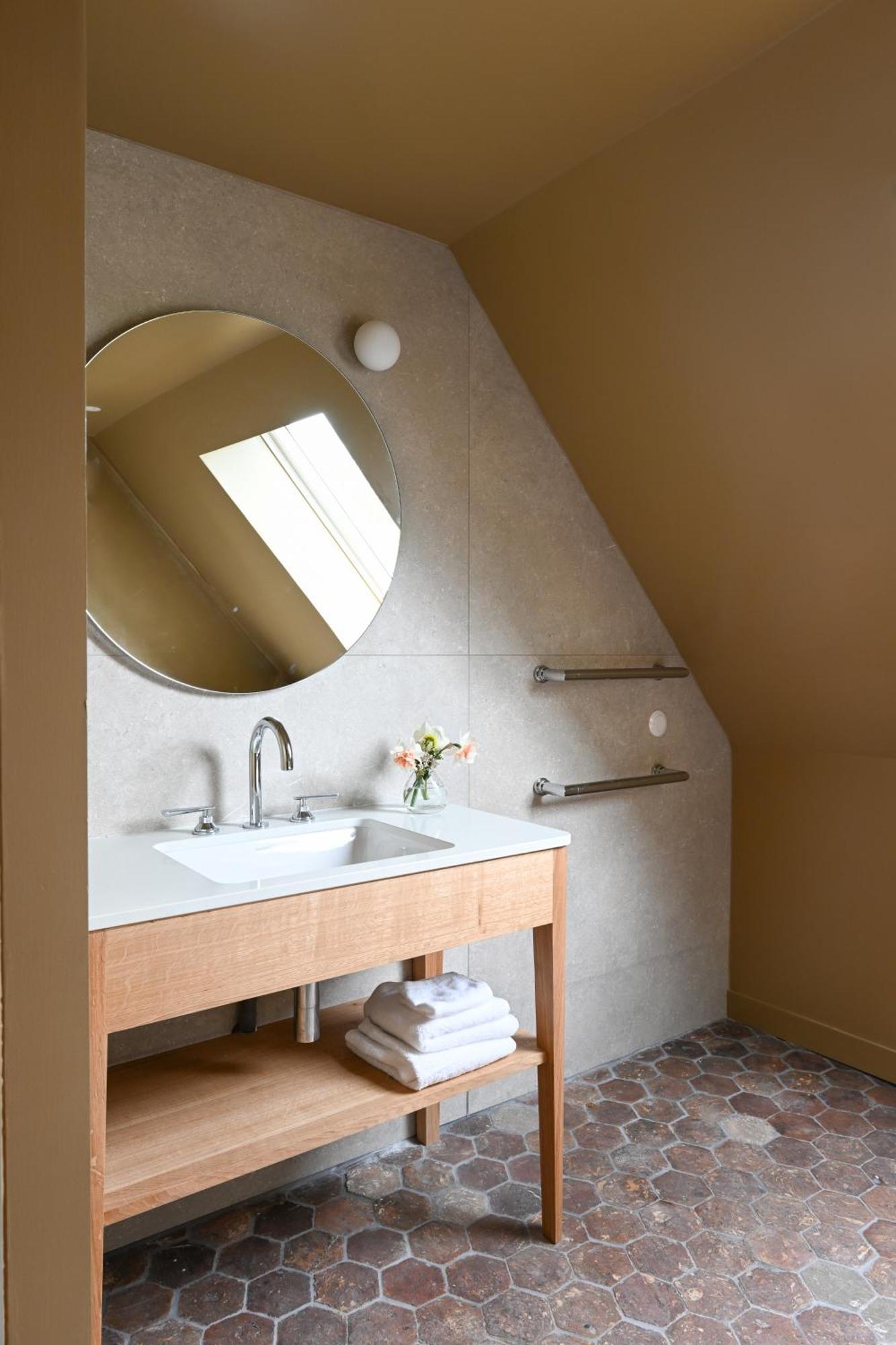 Hotel Les Pres Saint-Hilaire-le-Chatel 외부 사진